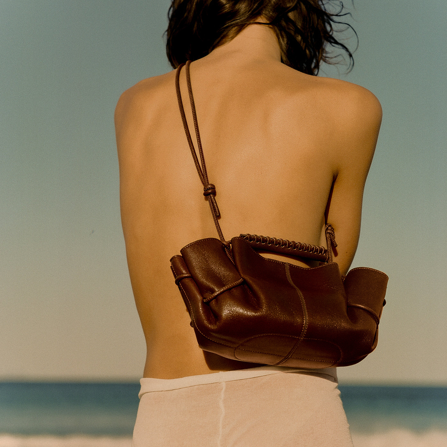 lookbook image shop_this_look_AVdw3f